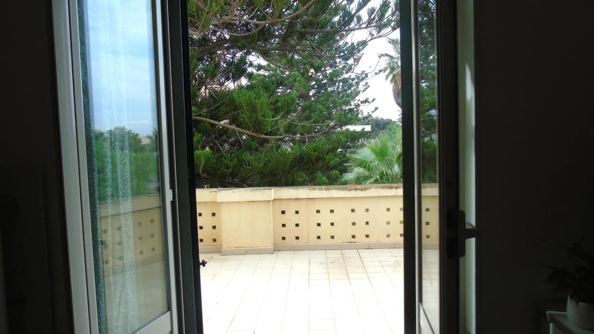 Villino Vanzetti 1930 Cagliari Bed & Breakfast